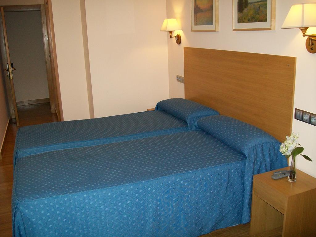 Hotel Sol De La Blanca Cudillero Bagian luar foto